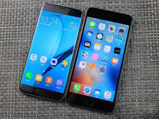 三星Galaxy S7 edge\/iPhone6s Plus对比评测:顶