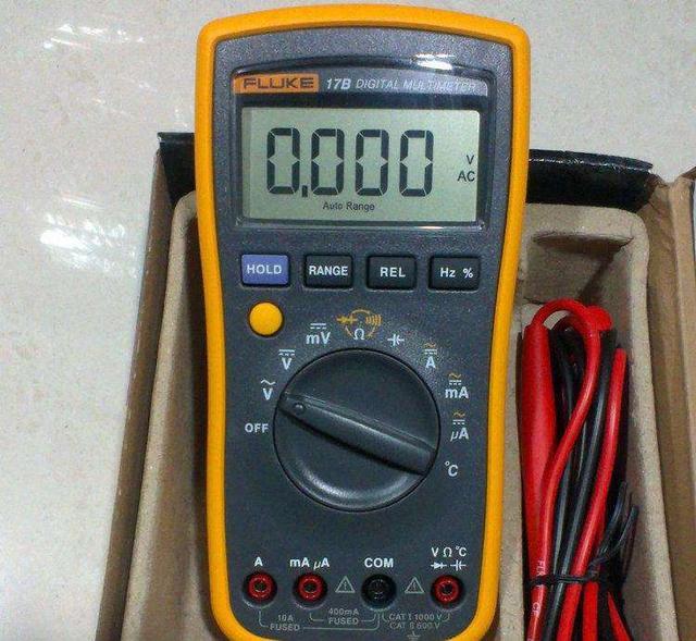 测电压\/电流\/电阻 数字万用表使用方法介绍 - O