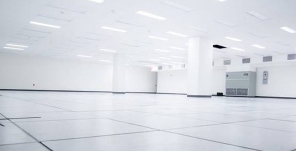 首个“地下”数据中心建成 超172000平方英尺