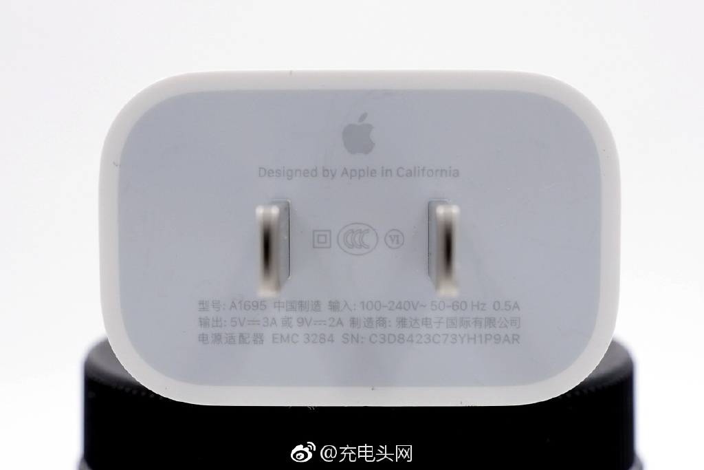 苹果原装18w usb pd充电器兼容性测试:iphone x能开启
