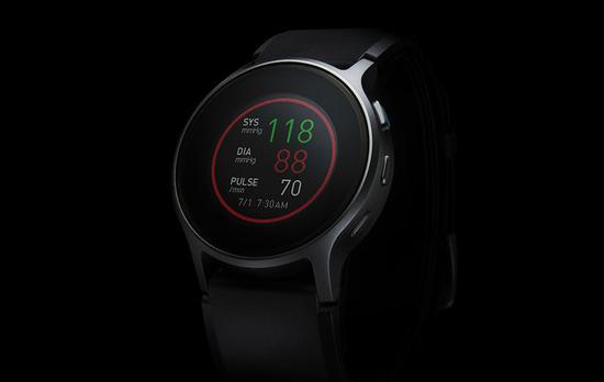 歐姆龍研發新型智能手錶HeartGuide，可隨時隨地測量血壓