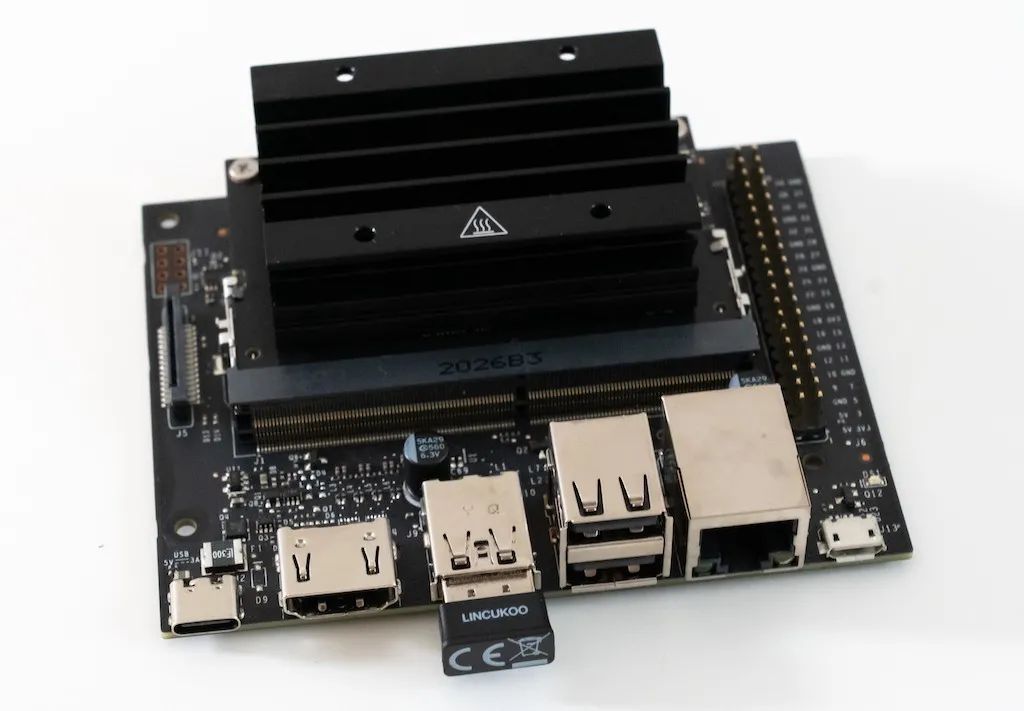 在Nvidia Jetson Nano 2GB开发板上构建人脸识别系统