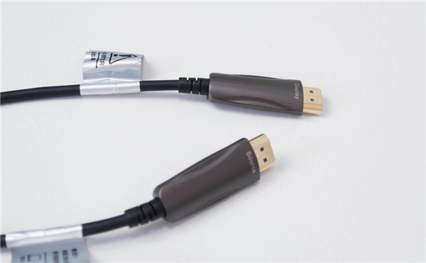 150米传输无损耗 优越者锌合金4K超清光纤HDMI线