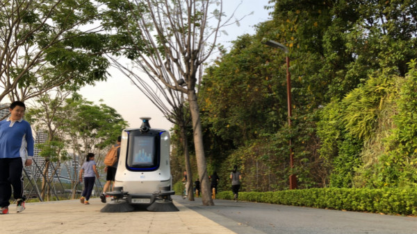 从机器人新物种看城市环卫的未来
