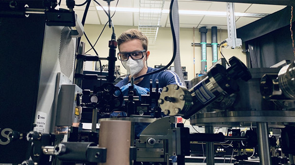 康奈爾大學開發出DUV光半導體激光器，可實現多種應用