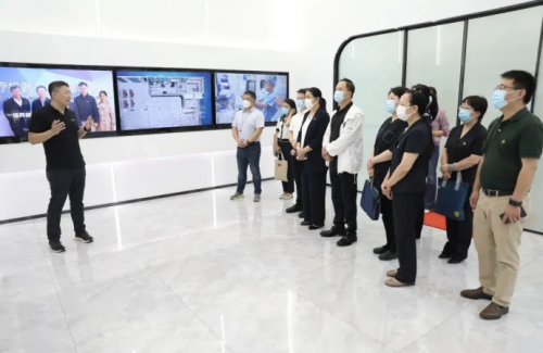 海淀区医保局与北京市中关村医院共赴天智航及北京市医疗机器人产业创新中心开展调研