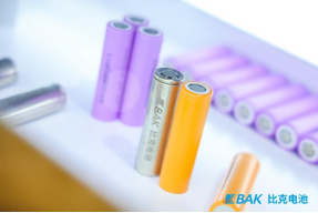 比克电池：正在开发应用于小动力领域的21700全极耳电芯