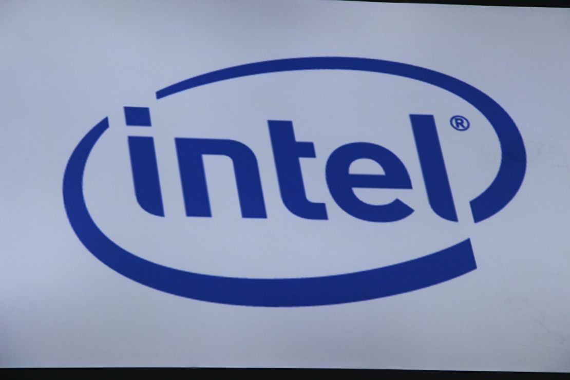 Intel拿下首批第二代High-NA光刻机，斥资200亿美元建厂