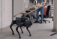 “汪汪队”立大功！瑞士研发机器人导盲犬，避障、导航样样精通！